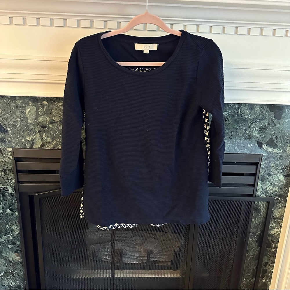 LOFT Navy Blue Ribbed Floral Mixed Media Blouse, 3/4 sleeve, size XS
